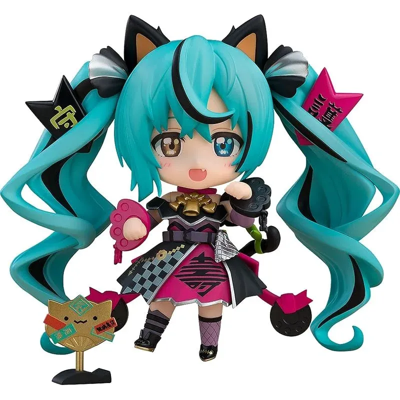 furyu-vocaloid-hatsune-miku-black-maneki-miku-ver-figur image 1