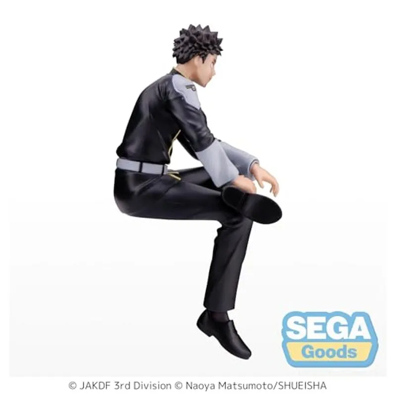 sega-kaiju-no-8-kafka-hibino-perching-figur-sitzend image 3