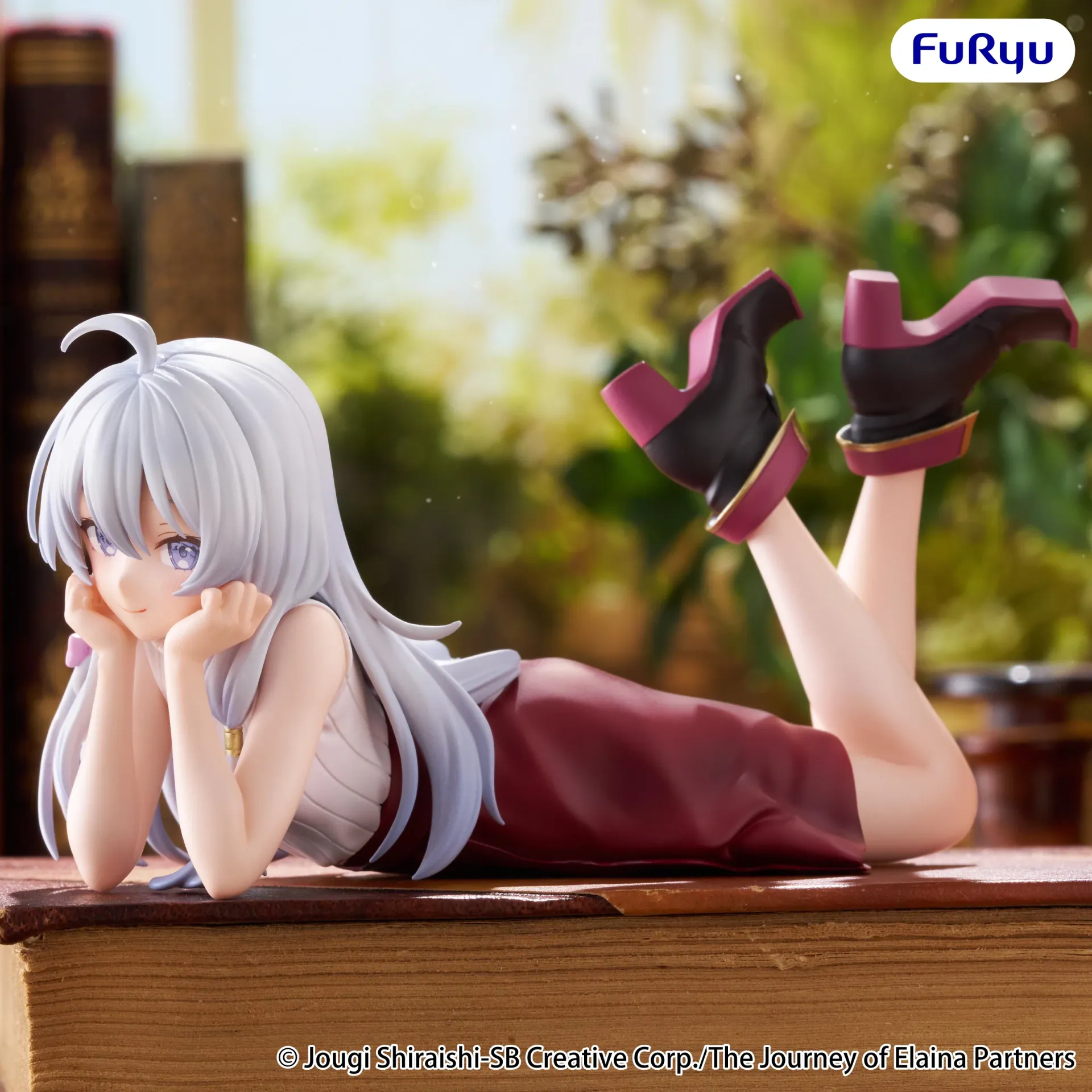 the-journey-of-elaina-noodle-stopper-figur-liegend image 4